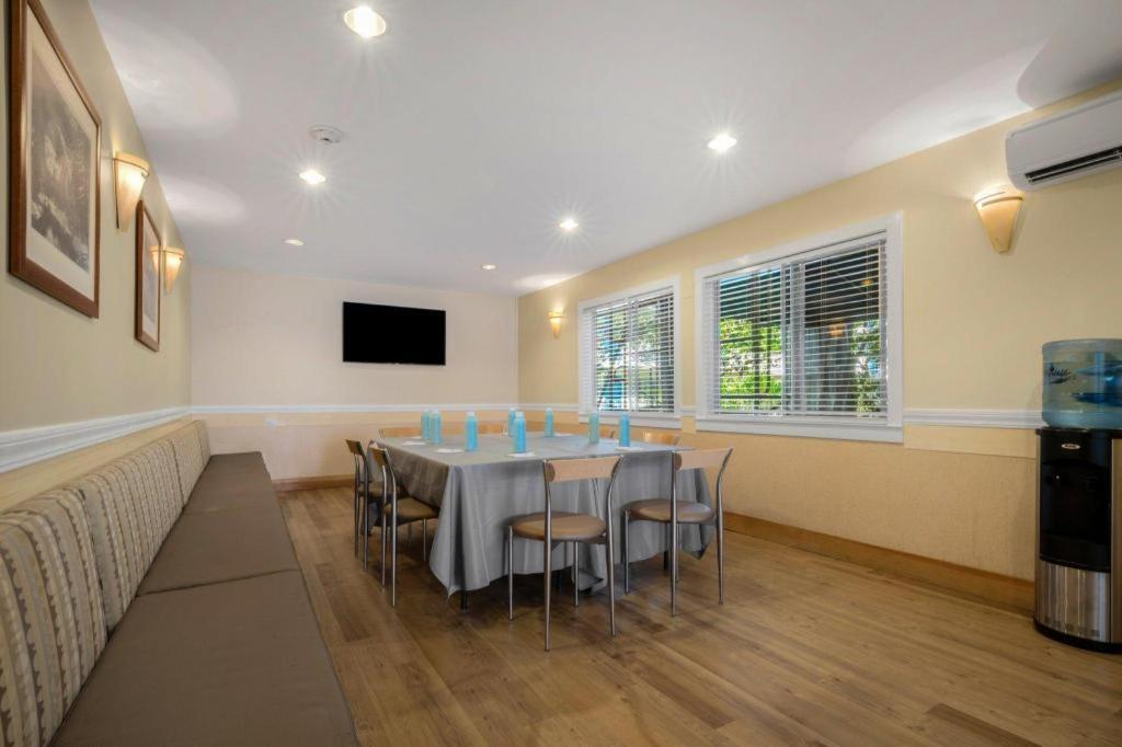 Marin Suites Hotel Corte Madera Exteriér fotografie